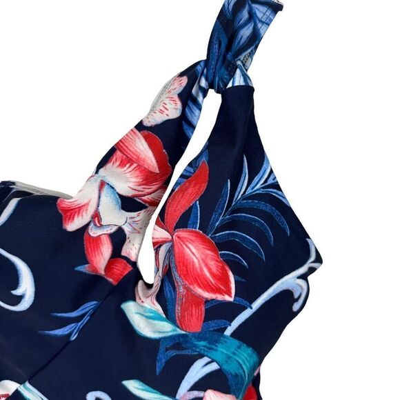 Carmen Marc Valvo One-Shoulder Cutout One-Piece Swimsuit size 8 NEW - Picture 9 of 13